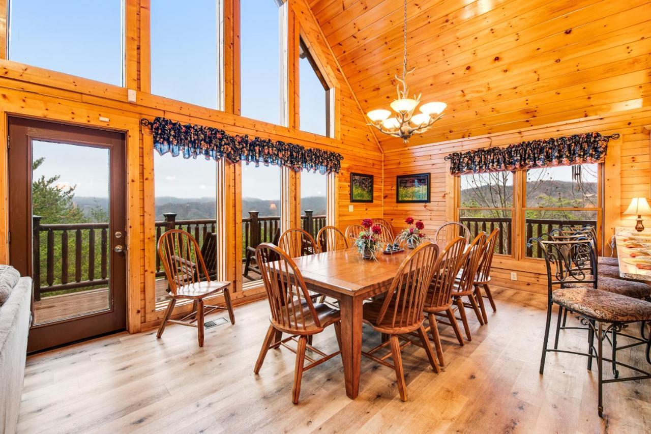 Вилла Grizzly Manor Пиджен-Фордж Экстерьер фото