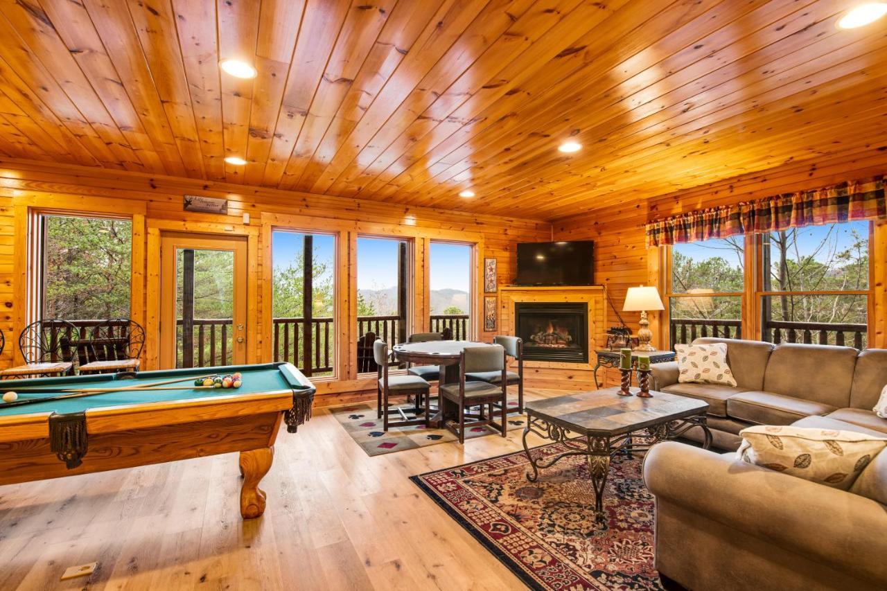 Вилла Grizzly Manor Пиджен-Фордж Экстерьер фото