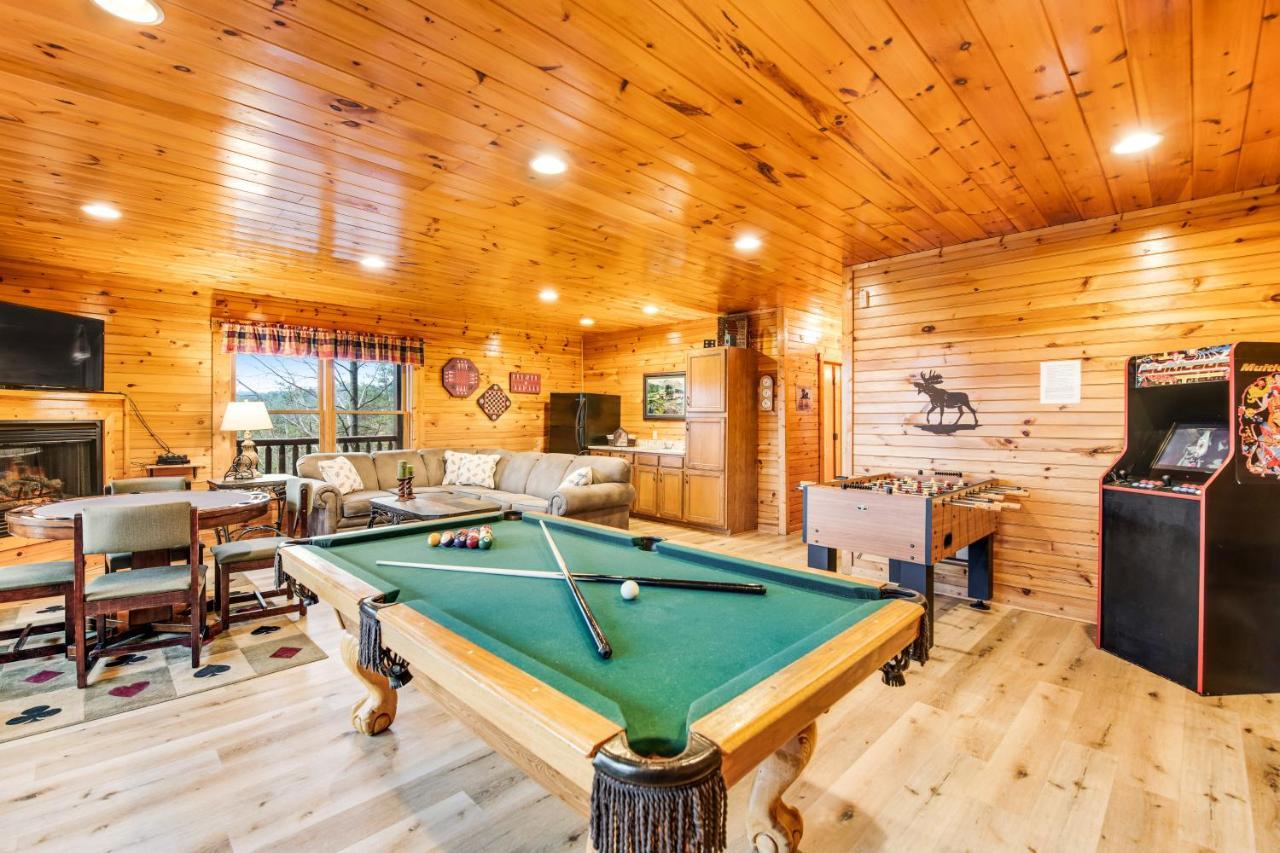 Вилла Grizzly Manor Пиджен-Фордж Экстерьер фото