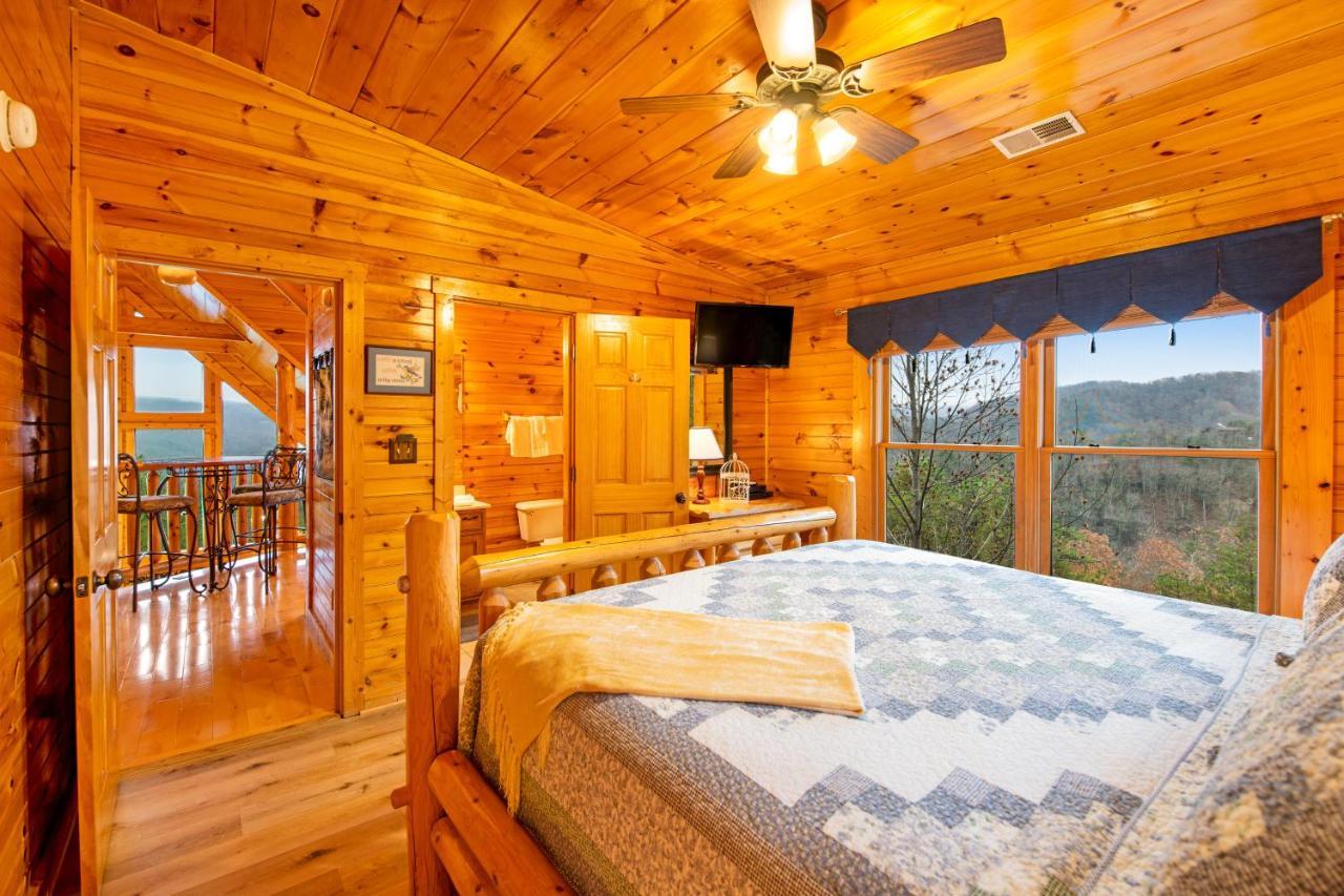 Вилла Grizzly Manor Пиджен-Фордж Экстерьер фото